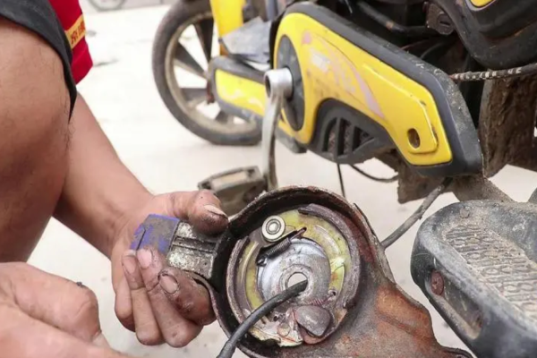 北海市电动车刹车故障